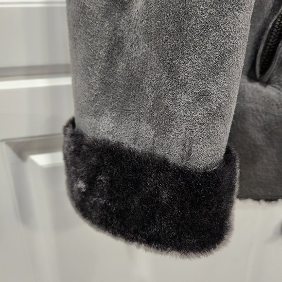 EMPORIO ARMANI Lamb Leather Shearling Jacket - Picture 4 of 16